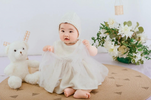 安宁宝宝几个月抬头